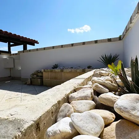 Casa Chiara, Roof Terrace, 100m To The Historical Center Apartment